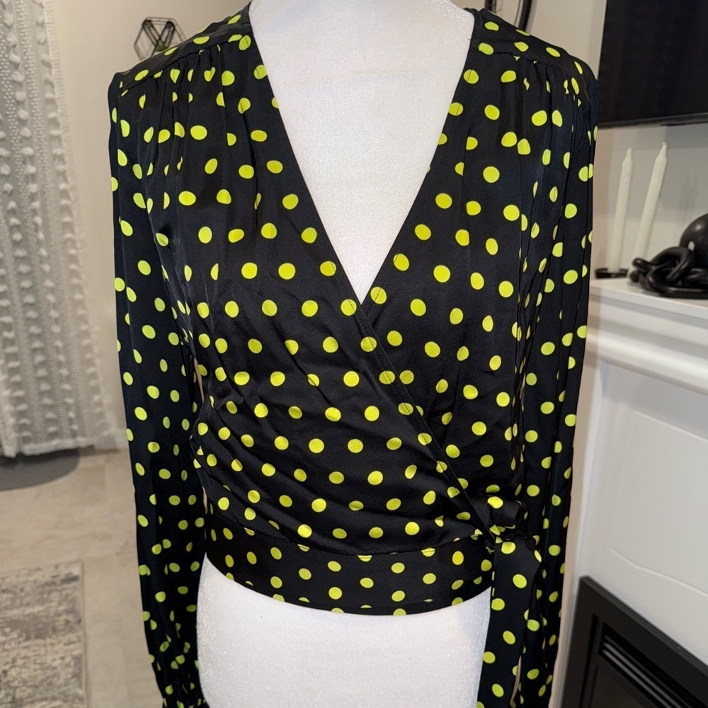 NWT Guess Black and Yellow Wrap Tie Front Blouse Size S